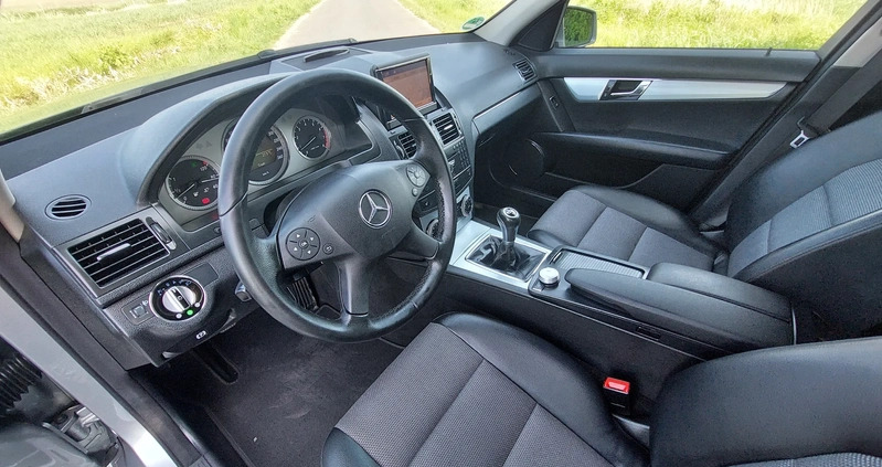 Mercedes-Benz Klasa C cena 34990 przebieg: 221350, rok produkcji 2008 z Witkowo małe 781